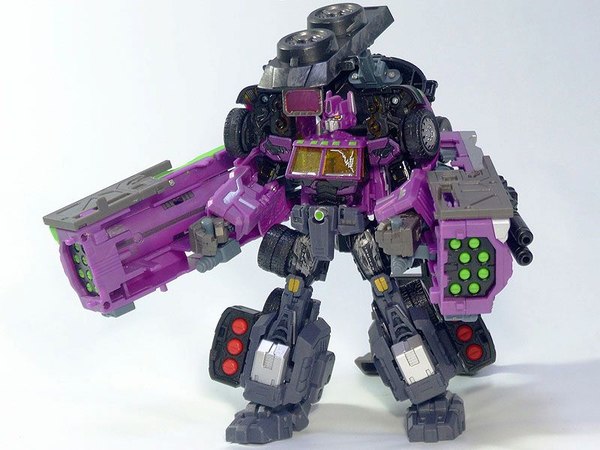 KO Maketoys Battletanker Upgrades For Shattered Glass Prime  (11 of 22)